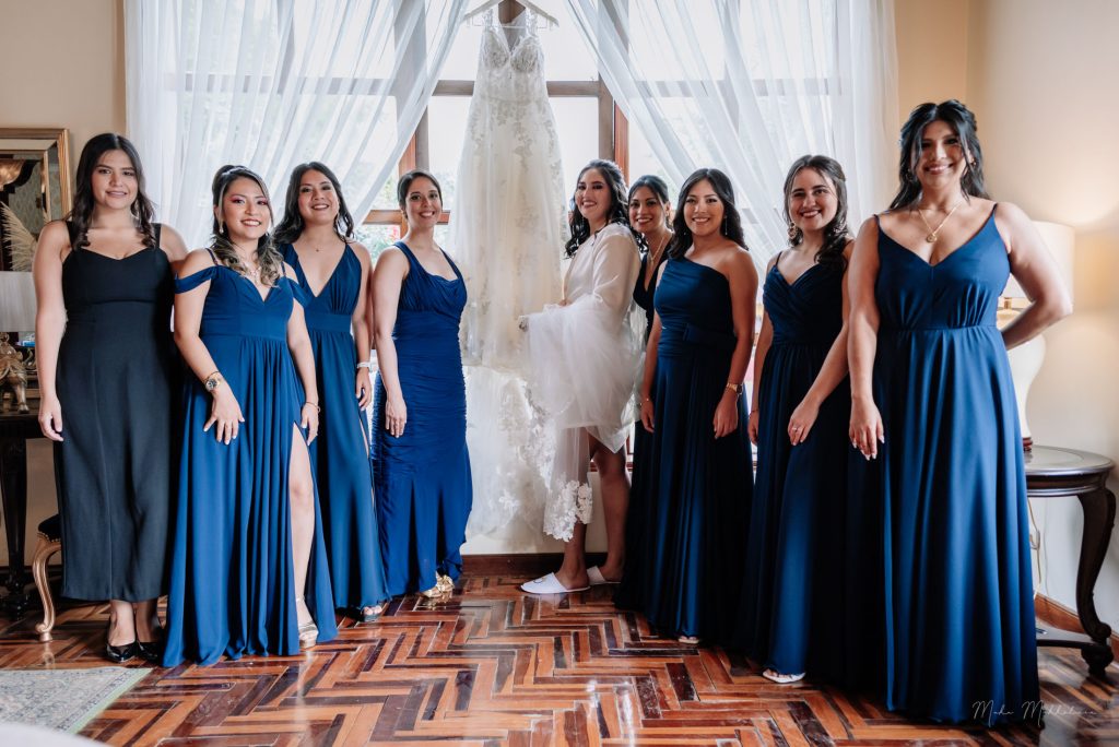 novia con sus damas de honor